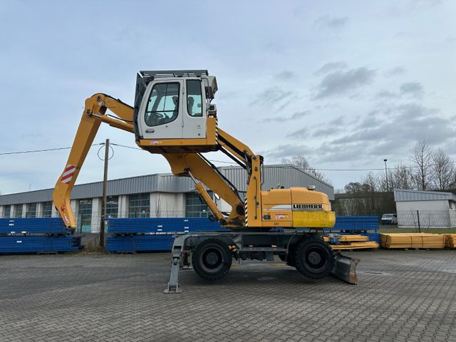 Liebherr A 316 / hochfahrbare Kabine / Pratzen + Schild