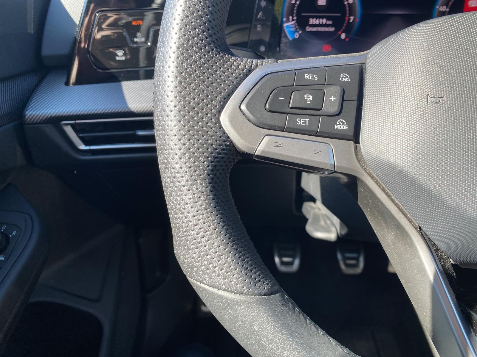 Volkswagen Golf VIII Variant 1.5TSI R-Line LED/ACC/RFK/PDC, миниатюра 12