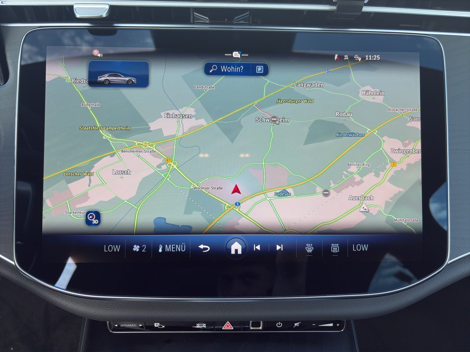 Fahrzeugabbildung Mercedes-Benz E 220 d 4M AMG 360° DISTRO PTS Burme DIGIT Pano
