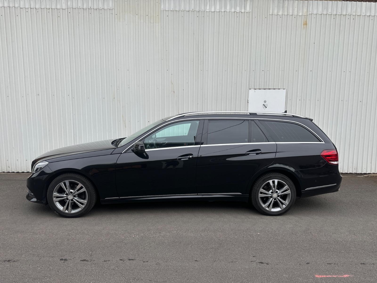 Mercedes-Benz E 220 T-Modell, Lenkass.SH, Spurass