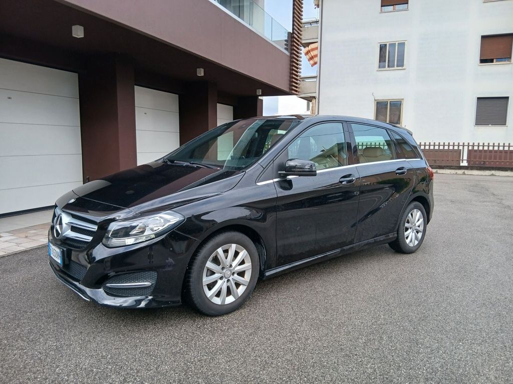 Image of Mercedes-Benz B 180