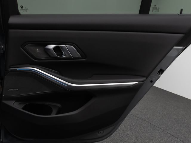 Foto Nummer 31: BMW 340i