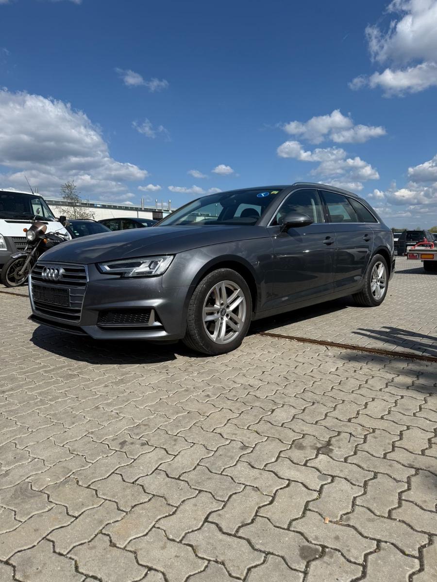 Audi A4 Avant 35 TFSI sport