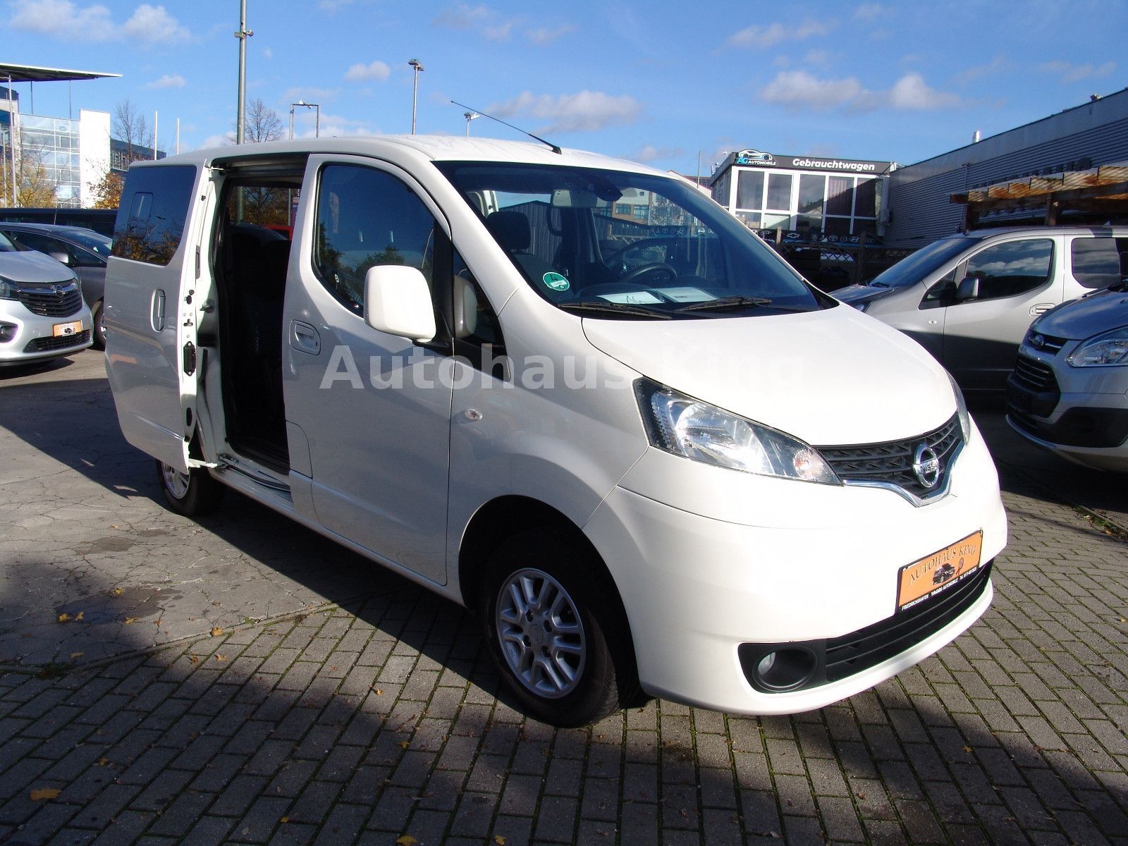 Nissan NV200