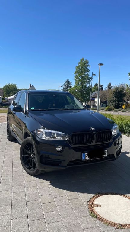 Image of BMW X5
