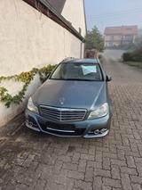 Mercedes-Benz C 200 CDI T BlueEFFICIENCY AVANTGARDE AVANTGARDE - Mercedes-Benz C 200 aus 2012 mit Diesel-Antrieb: Kombi