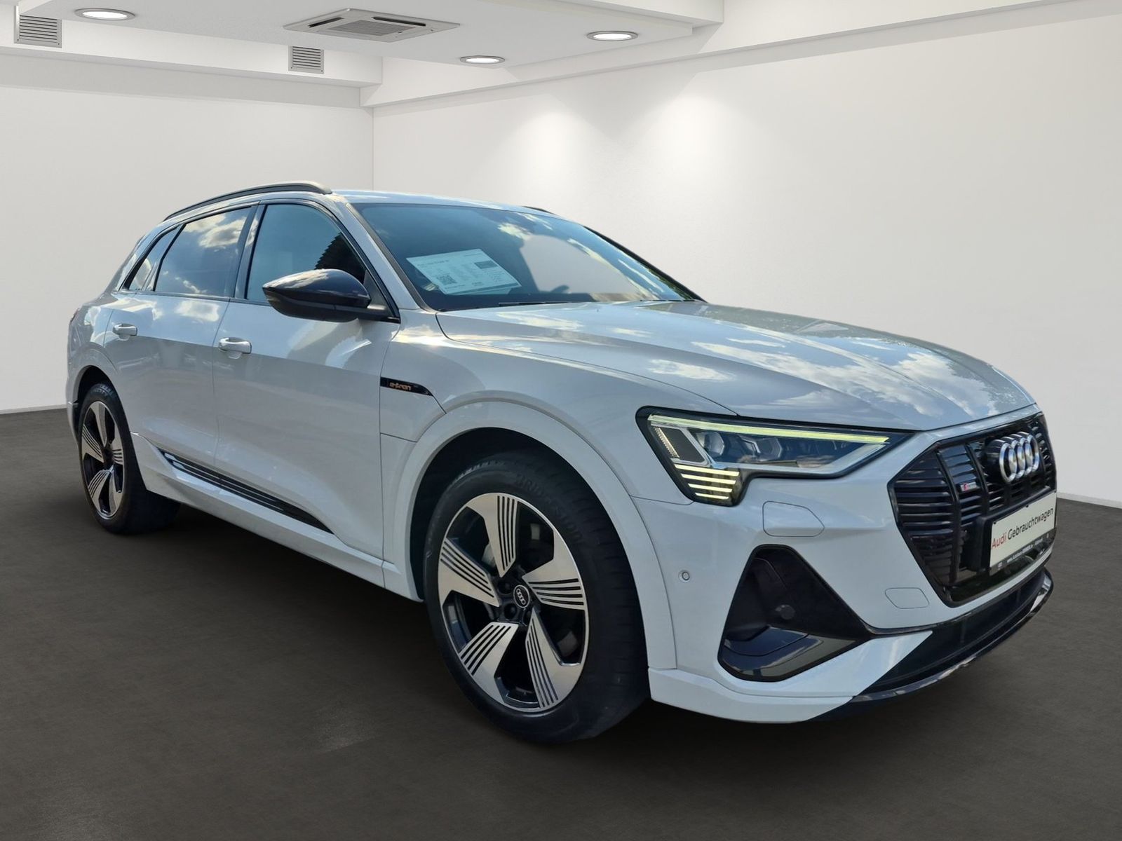 Audi e-tron S-LINE 55 95KWh AHK LUFT KAMERA KEYLESS M foto 3
