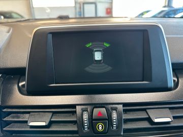 MYAUTOCENTER – Gebraucht- und Jahreswagen mit Werkstattservice in Pfaffenhofen BMW 218 *SERVICE NEU*TÜV 1227*TEMPO*2-ZONEN*SZHZ*