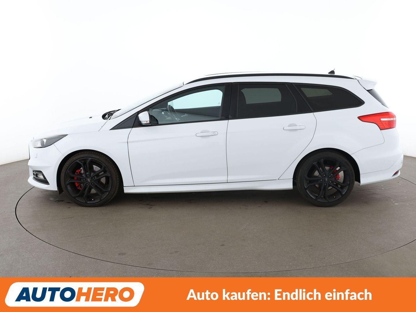 Ford Focus 2.0 EcoBoost ST*NAVI*XENON*TEMPO*CAM*PDC*