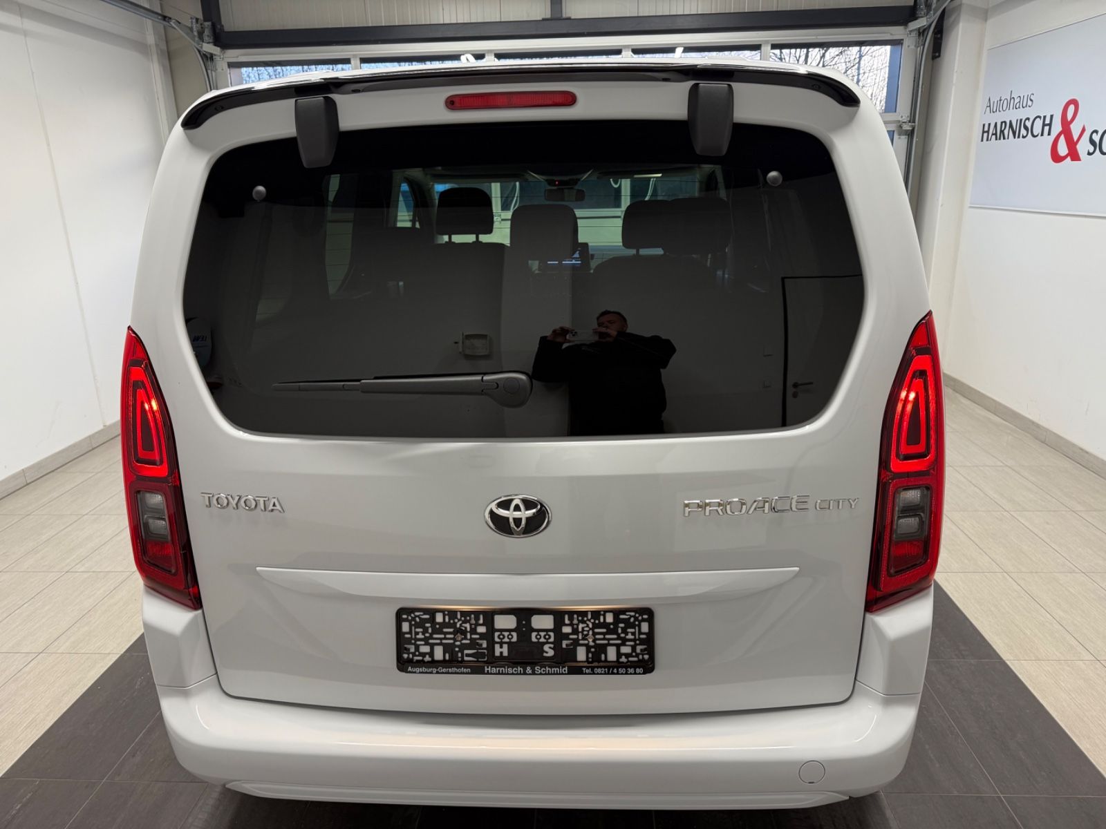 Fahrzeugabbildung Toyota Proace City Verso L1 Shuttle, Apple Car Play