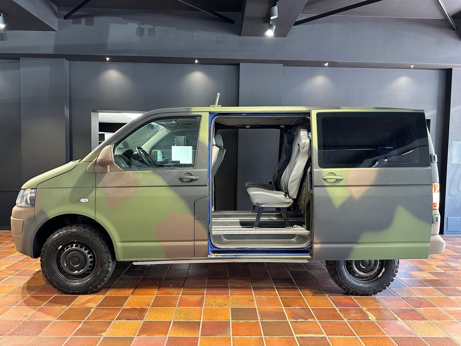 Volkswagen T5 WIDDER 4MOTION ROCKTON SEIKEL BUNDESWEHR OFFR