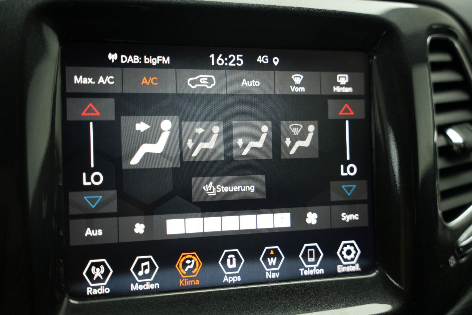 Fahrzeugabbildung Jeep Compass S Plug-In Hybrid 4WD *AlpineSound*Kamera