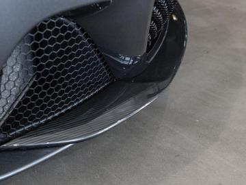 2019 Aston Martin DBS — миниатюра 25