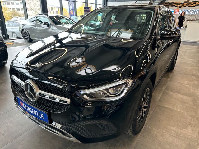 Mercedes-Benz GLA 220 d 4Matic *LED*AHK*Keyless*