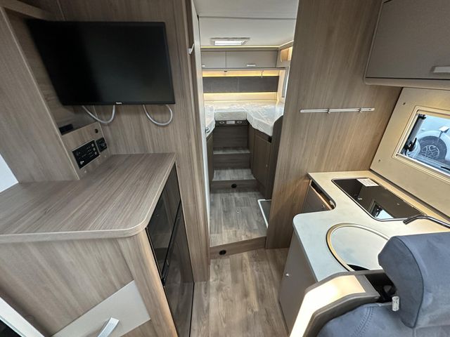 Carado Edition26 T Ford 447 ACC8-AutomSolarTV-Pkt 