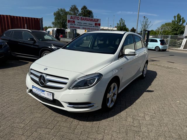 Mercedes-Benz B 180 B -Klasse B 180*XENON*PDC*NAVI*ALU*LED