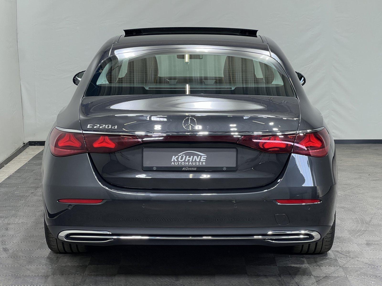 Mercedes-Benz E 220 d Avantgarde Advanced+Pano+Distronic+MJ26!