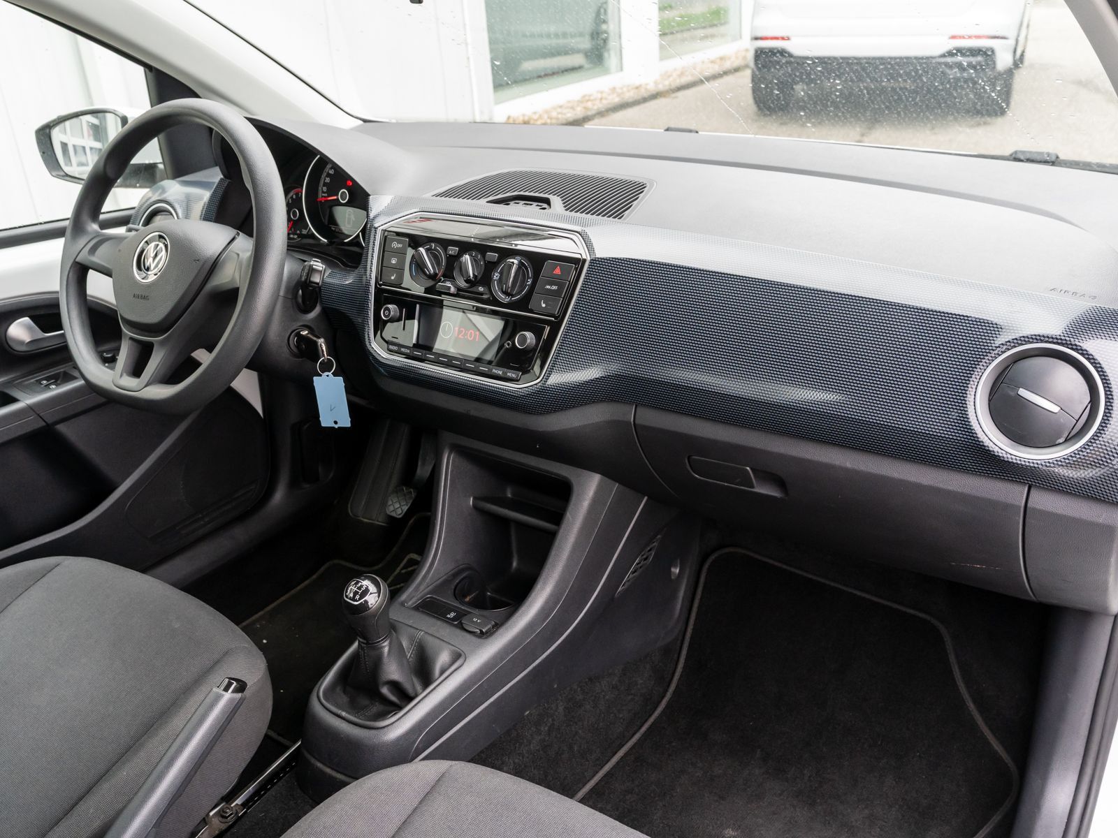 Volkswagen up! - Bild 7
