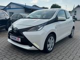 Toyota Aygo 1.0 69PS X-Play 4-türig - Toyota mit Benzin-Antrieb: Kleinwagen, Aygo Türig