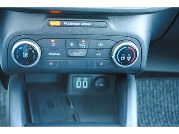 Fahrzeugabbildung Ford Focus 1,0 Cool & Connect +KAMERA+TEMPOMAT+NAVI+
