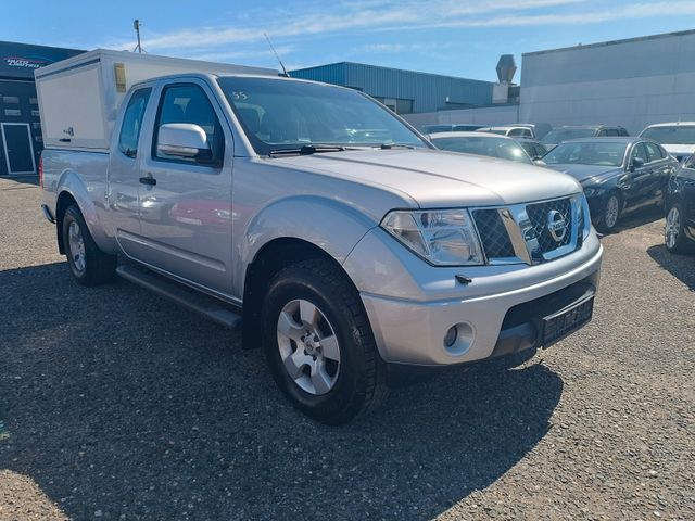 Nissan Navara Pickup 1 1/2 kabiner 4X4/StandH./Koffer