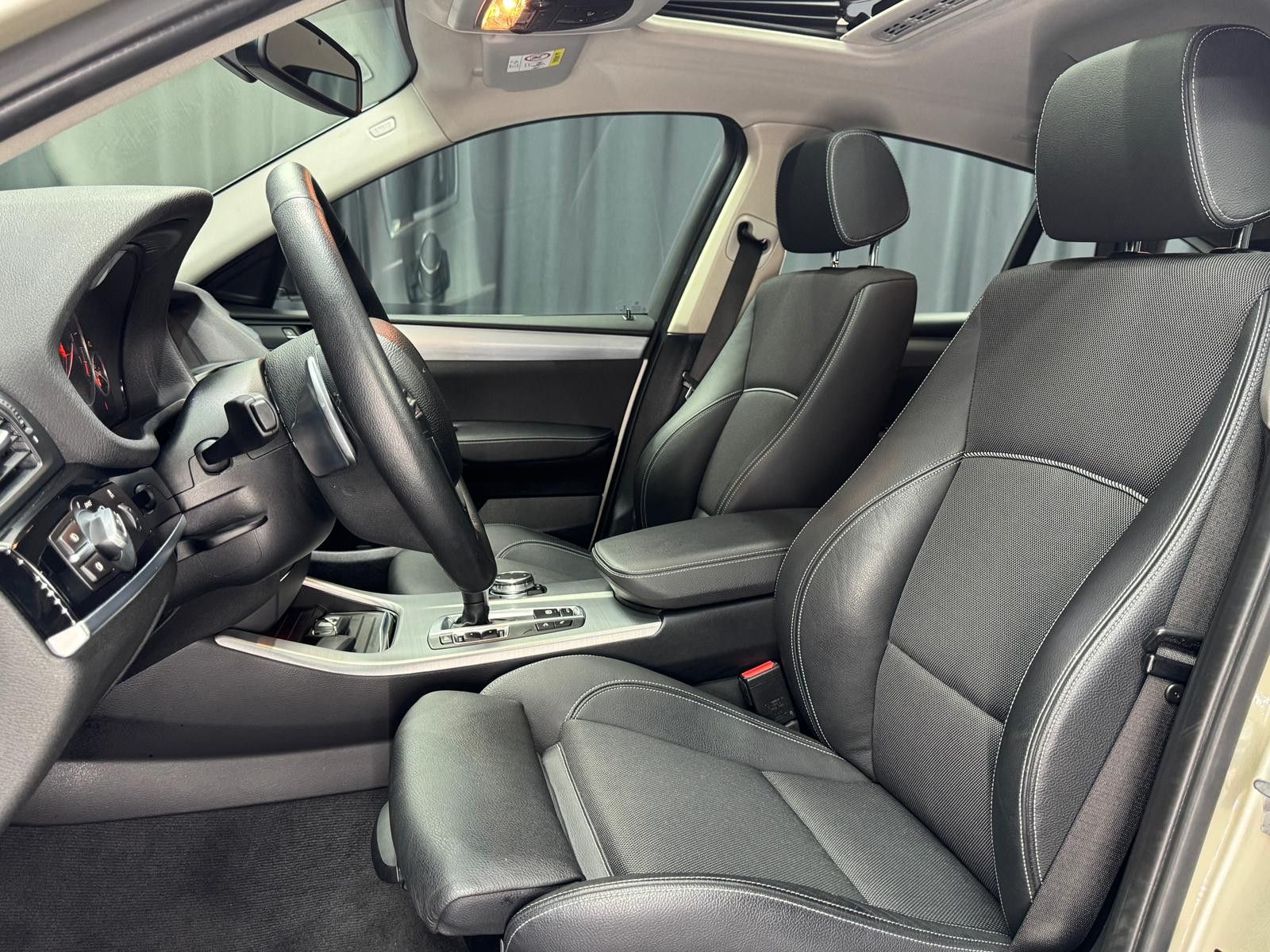 Fahrzeugabbildung BMW X4 xDrive 35I|PANO|MEMORY