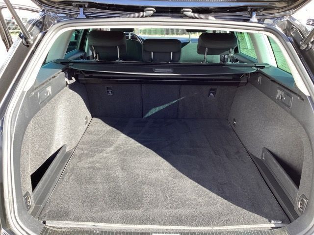 Volkswagen Passat Variant - Bild 16