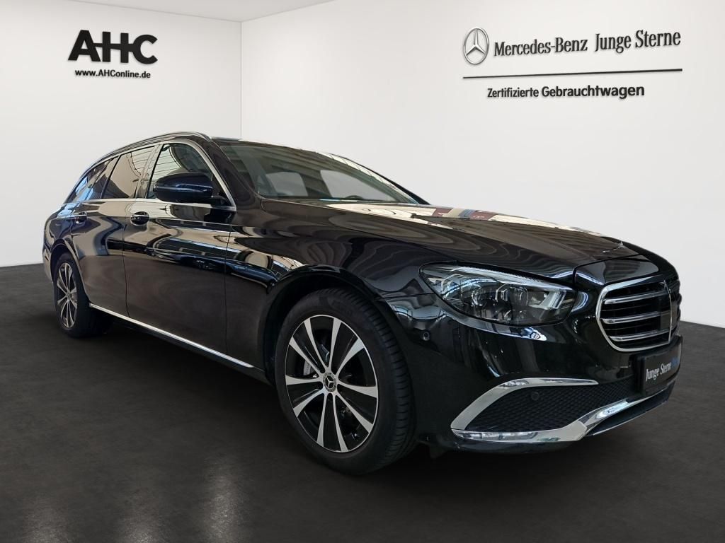 Fahrzeugabbildung Mercedes-Benz E 300 de T 4M AHK ACC Memo HUD LED KeyLess 360°