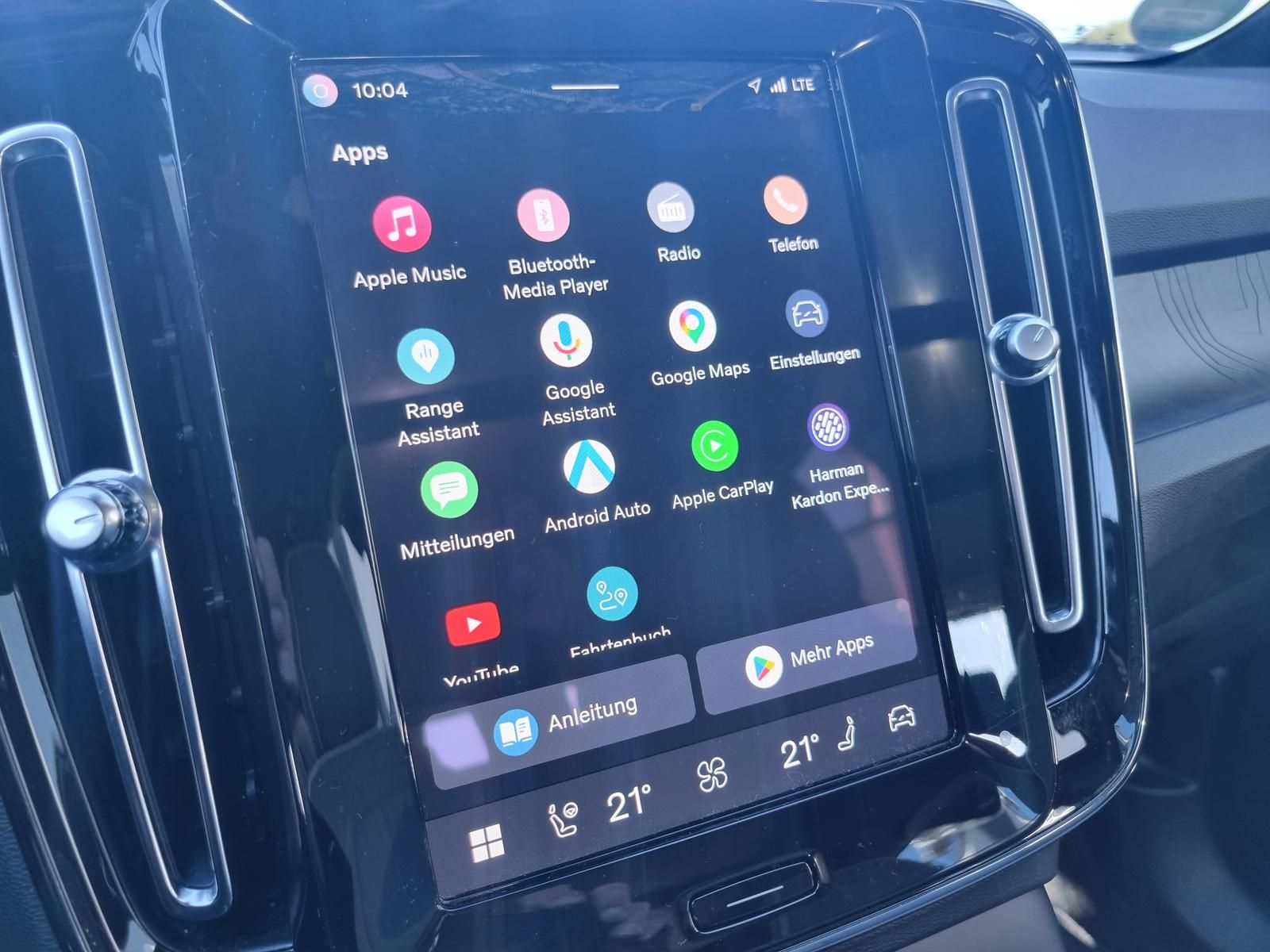 Fahrzeugabbildung Volvo XC40 Recharge Single Ext. Ultimate 'Glasdach'