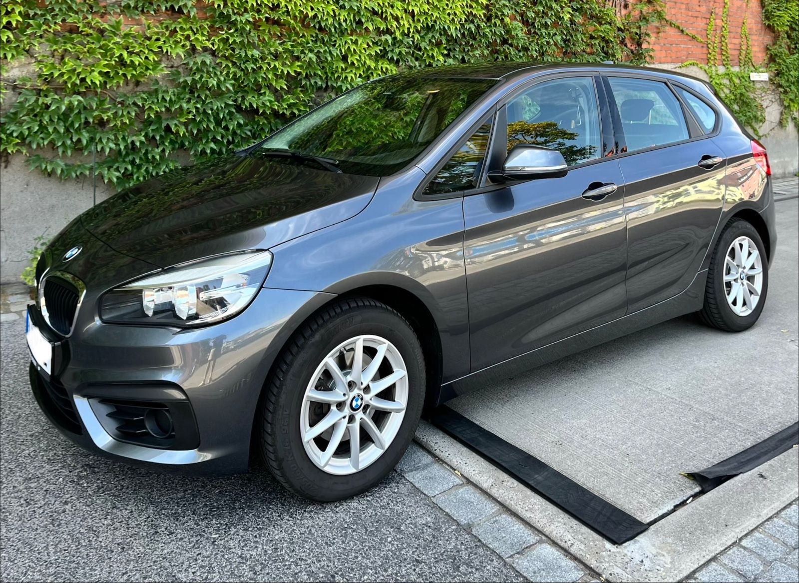 2016 BMW 216