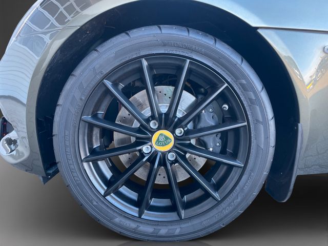 Fahrzeugabbildung Lotus Elise SPORT 220 Sonderlack Military Grey