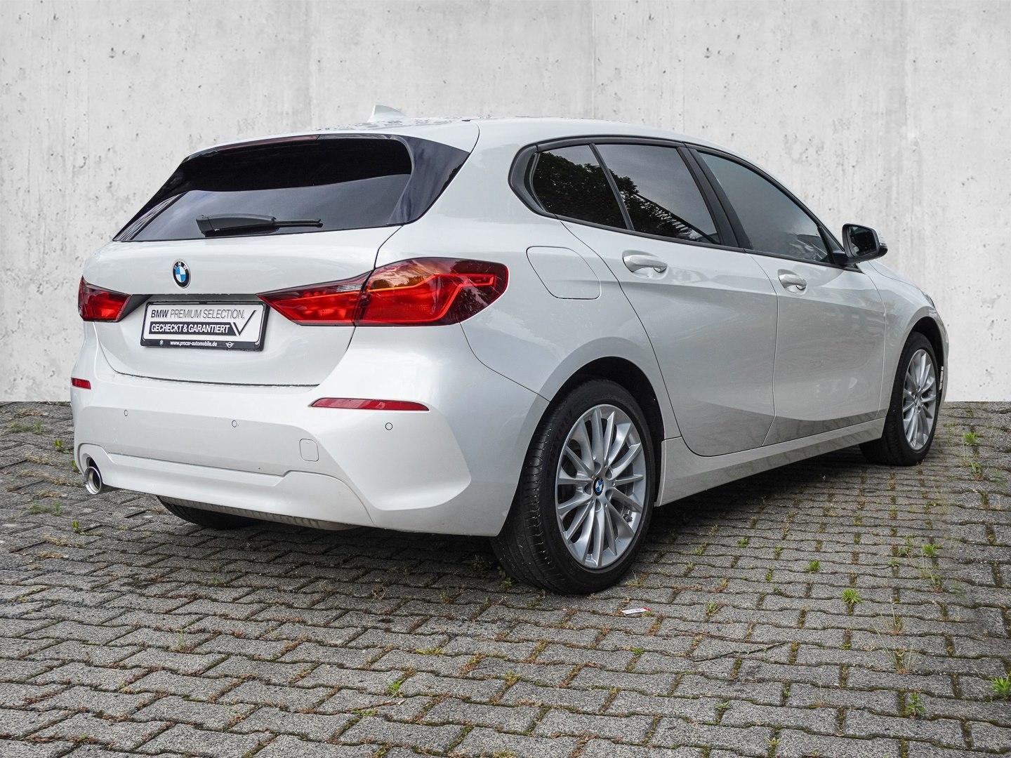 BMW 118i Advantage PANO NAVI PDC V+H DAB Tempomat