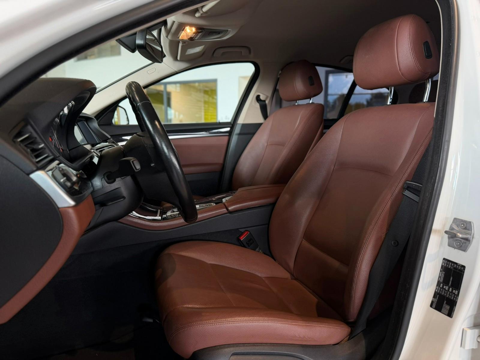 BMW 520d Lim. *SHZ*PDC*HiFi*Navi*