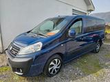 Fiat Scudo 2.0 MJT/136 DPF PL Combi 9 posti (M1) - blaue Fiat Scudo