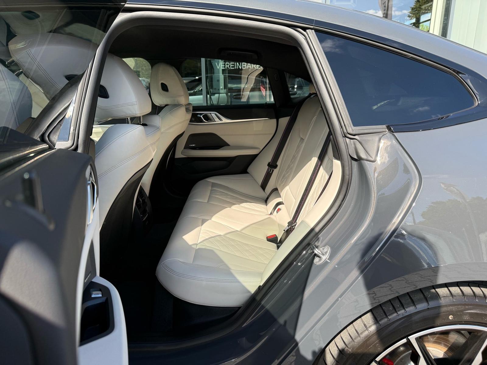 BMW i4 M60 xDrive M Sport PRO //MCarbonExt. Stop&Go