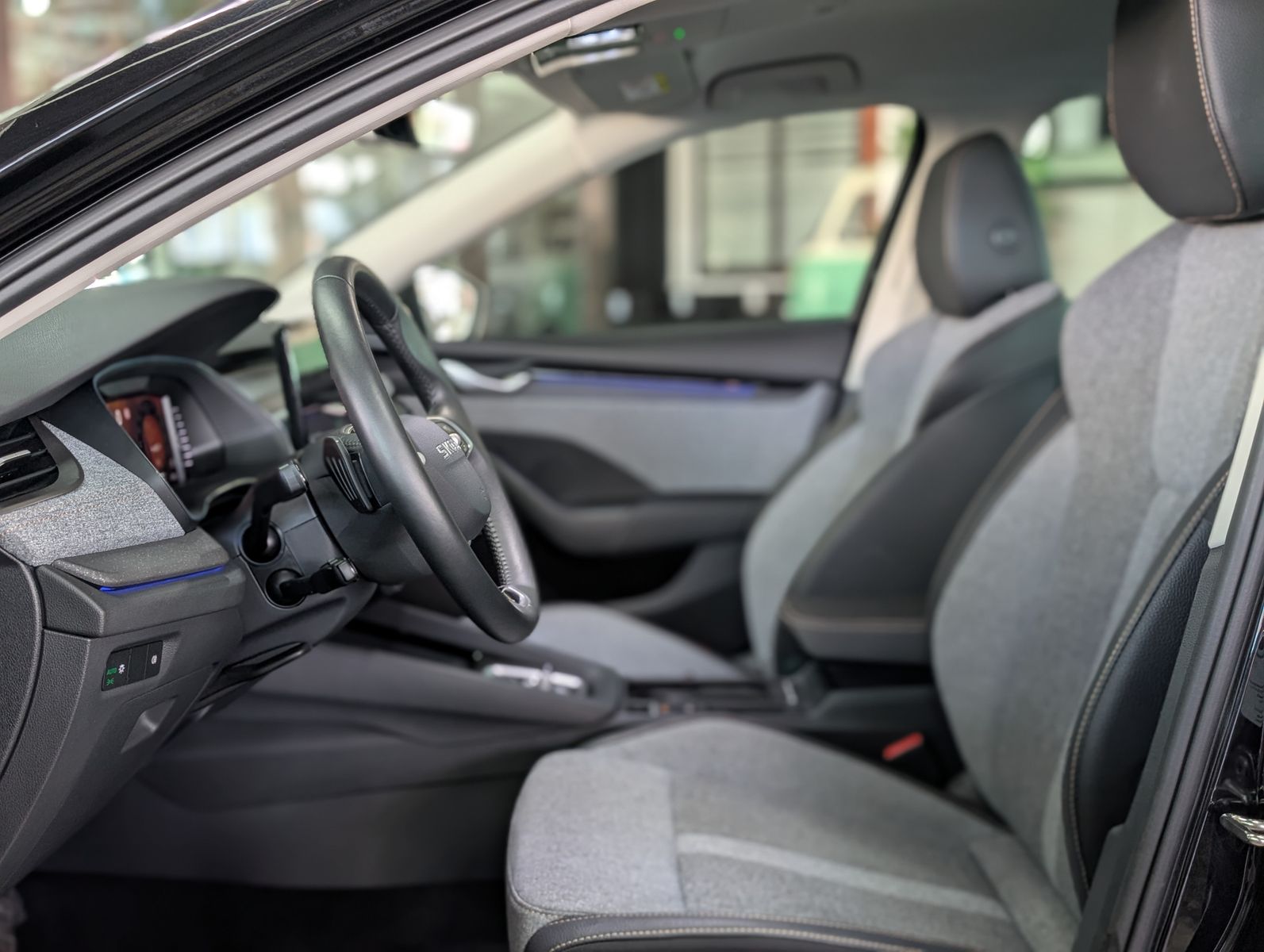 Fahrzeugabbildung SKODA Octavia 1.5 TSI mHEV Style ACC AHK 5J.-Garantie