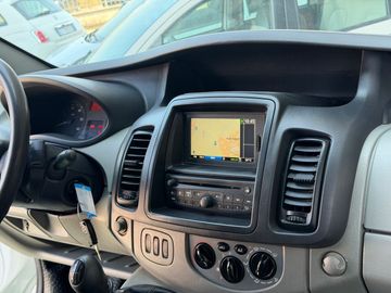 Renault Trafic - 8
