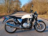 Honda CB1100A - HONDA CB 1100