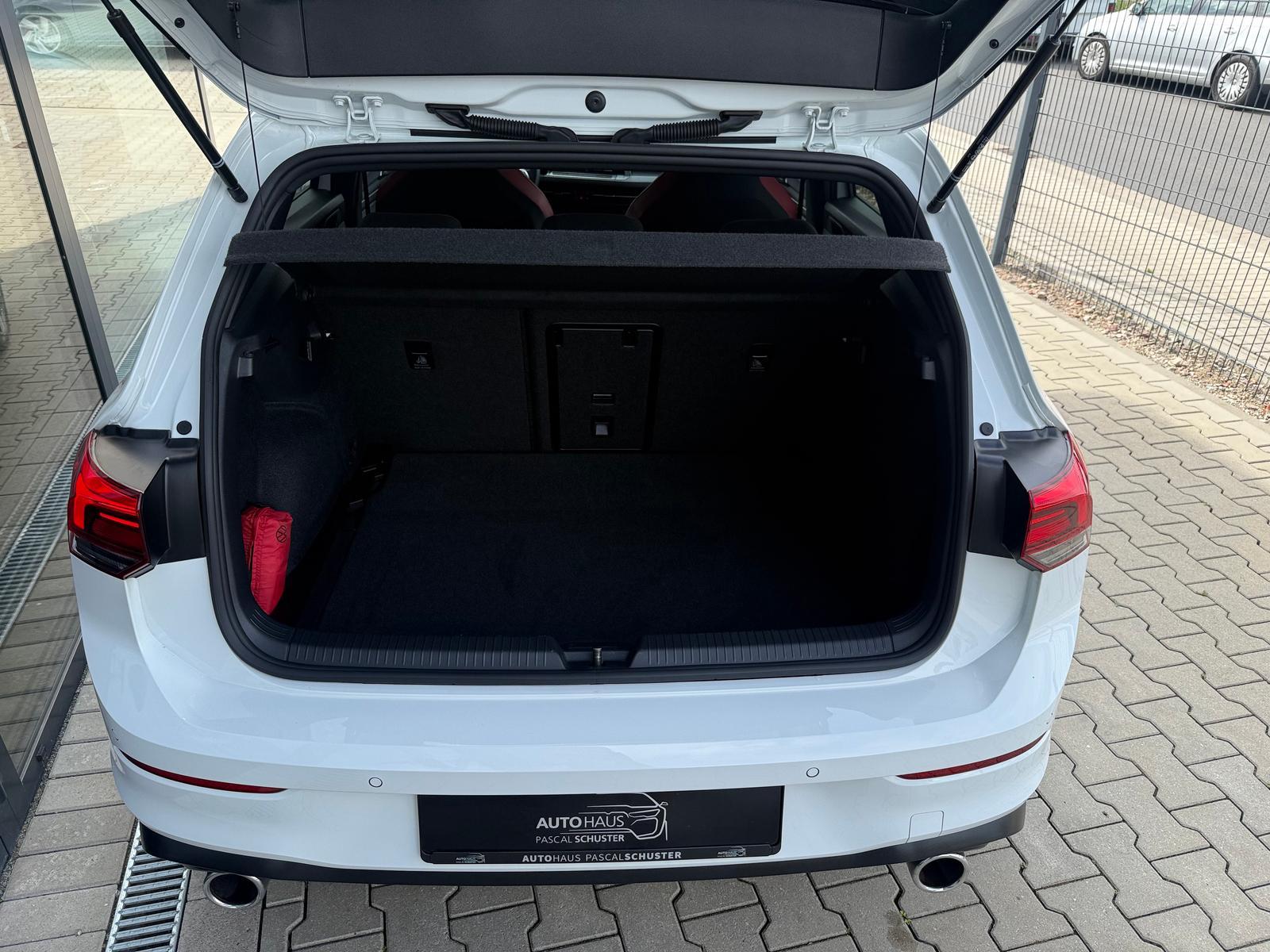 Volkswagen Golf GTI 2.0 TSI/DSG/LED/ACC/APP/KAMERA/AMBIENTE, миниатюра 19