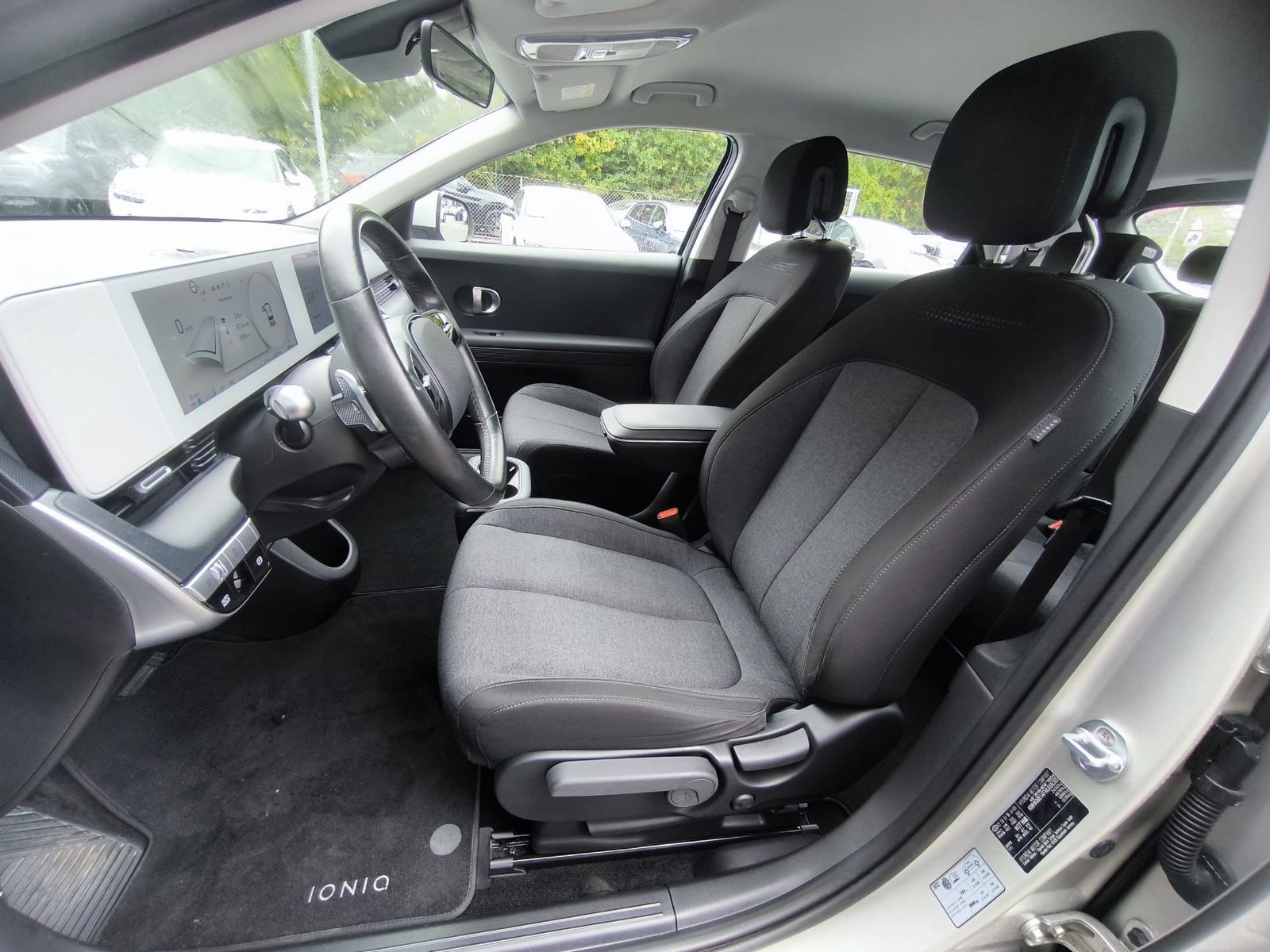 Fahrzeugabbildung Hyundai Ioniq 5 NAVI+LED+SHZ+KAMERA+ACC+AHK+19"+