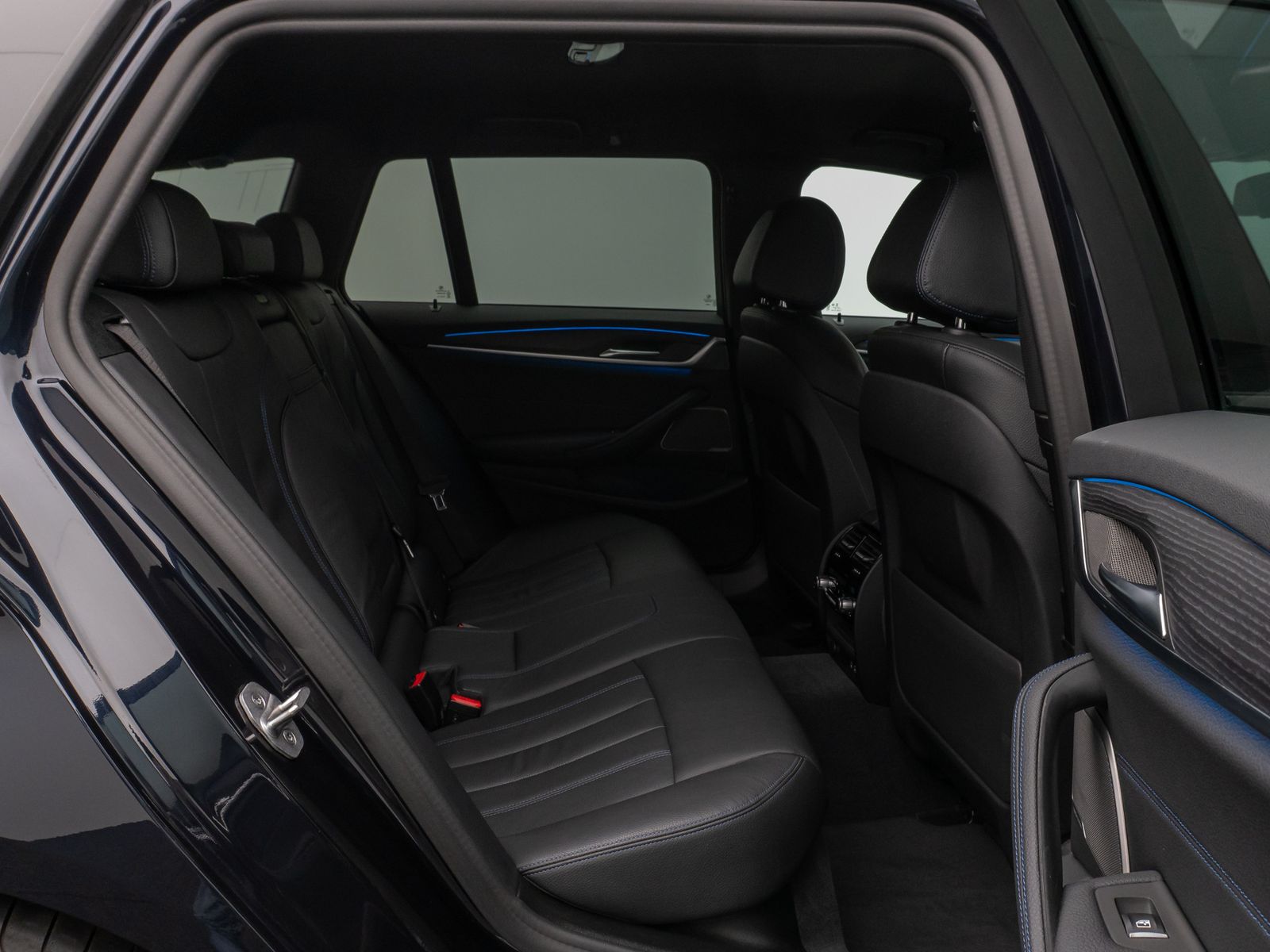 Fahrzeugabbildung BMW 530e xD M Sport Laser 360°HUD DAB H/K ACC Komfor