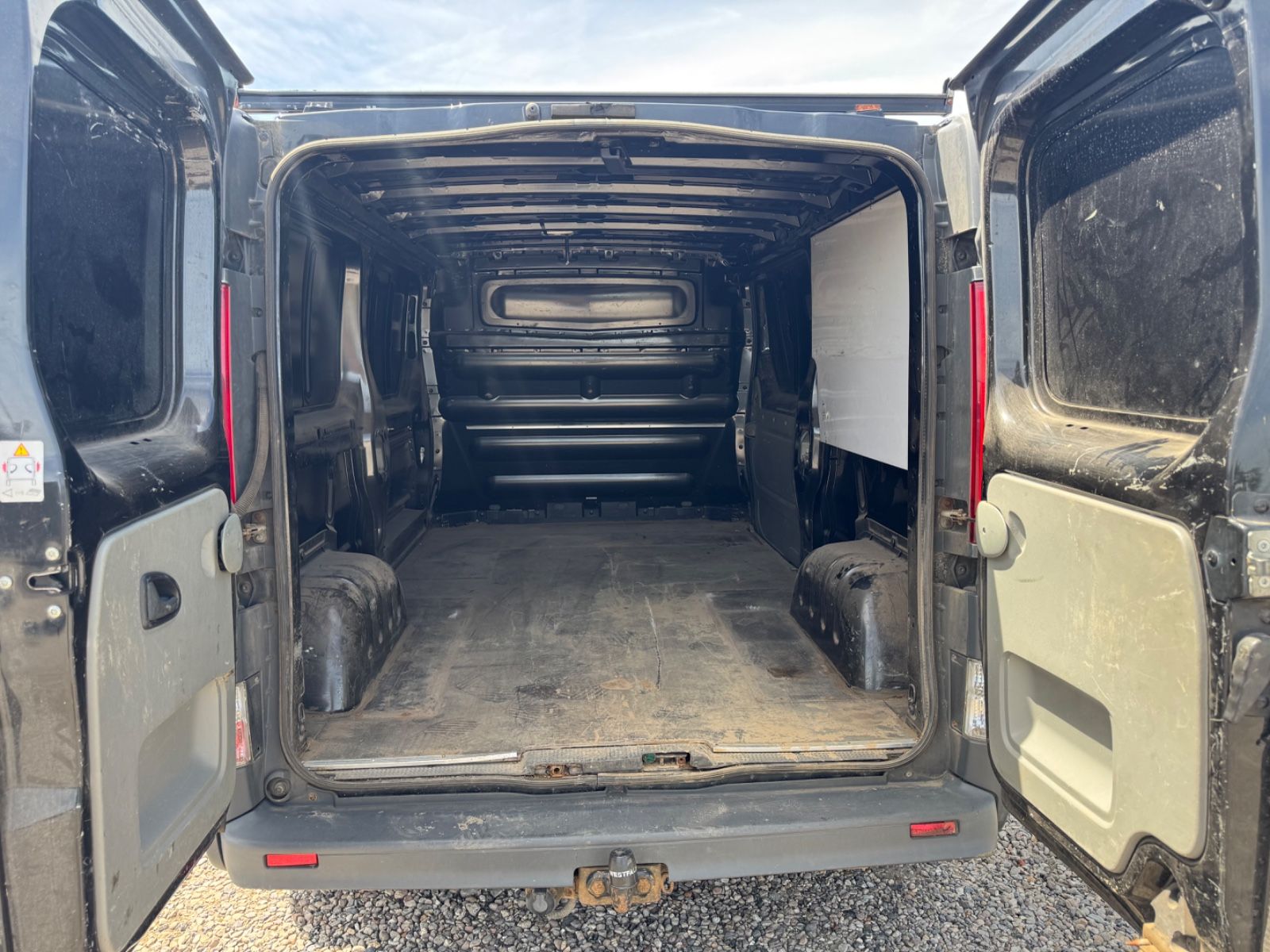 Fahrzeugabbildung Renault TRAFIC 2.0 DCI 115