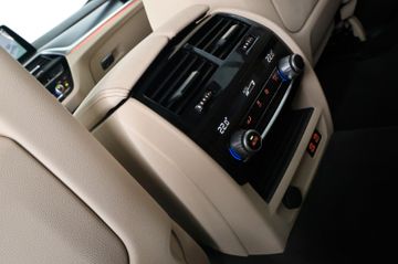 BMW 530d xDrive Touring M Sport PANO HUD RFK AHK 19"