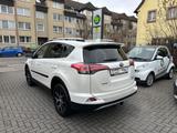 Toyota RAV4 Hybrid Style Selection*NAVI*KAM*SHZ*AHK - Toyota RAV 4 in Bonn