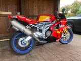 Aprilia RSV1000RR - APRILIA RS 1000