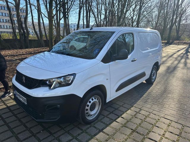 Peugeot Partner Premium L2    131 Ps