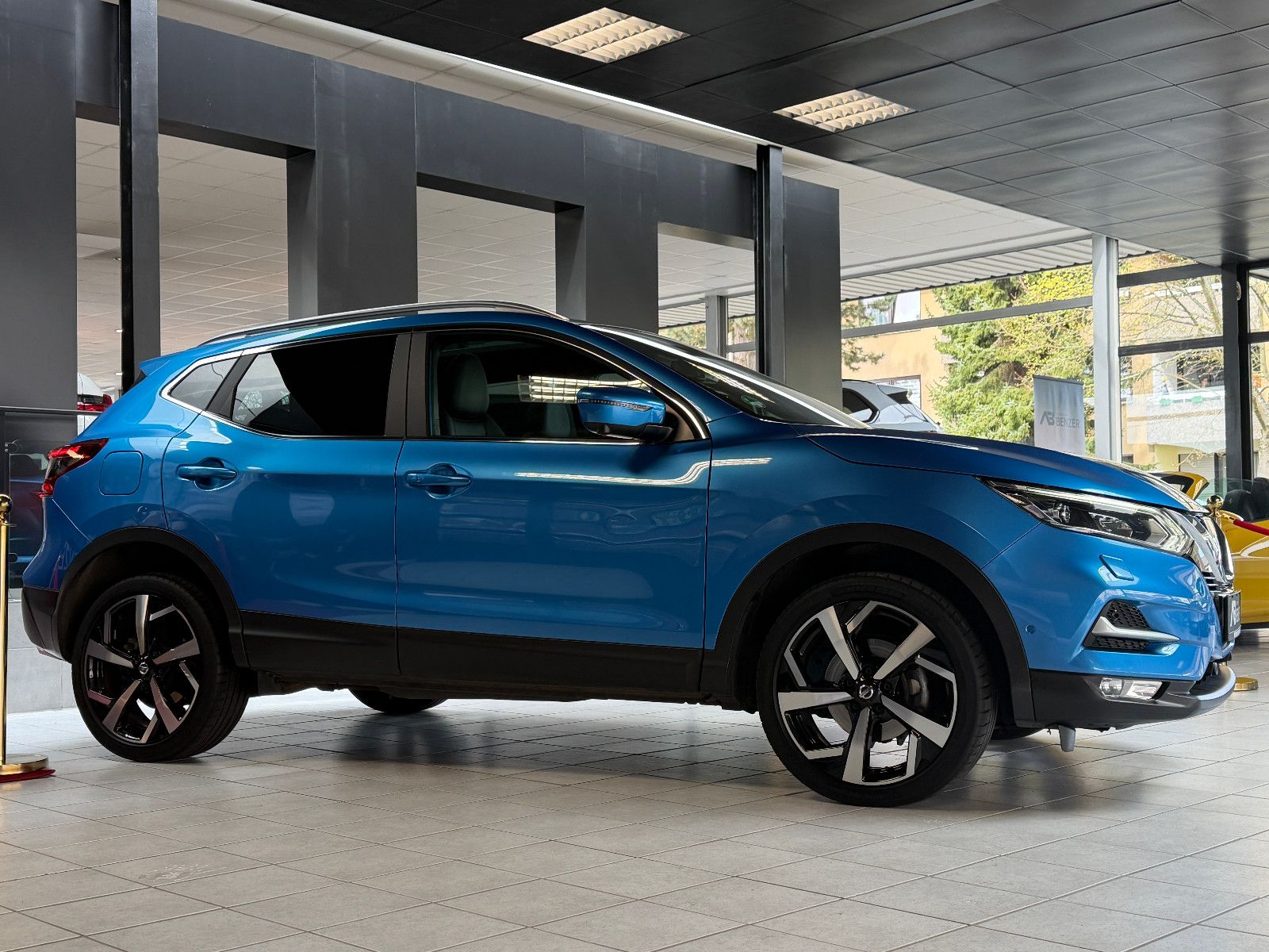 Fahrzeugabbildung Nissan Qashqai Tekna /GLASDACH/360°/MEMORY/NAVI