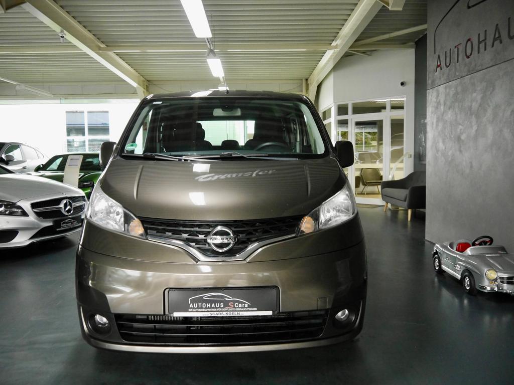 Nissan NV200