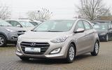 Hyundai i30 1.4 Classic/VOLLSH/8FACH/KLIMA/1.HAND/ - Hyundai i30 Gebrauchtwagen in Ludwigshafen