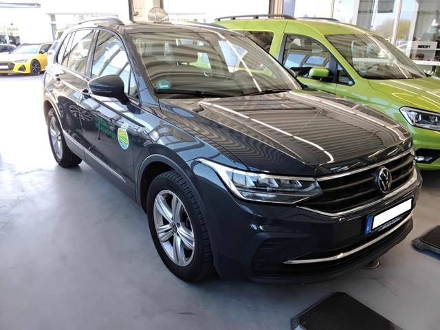 Volkswagen Tiguan 2.0TSI DSG 4M Life+NAVI+ACC+KLIMA+LED+